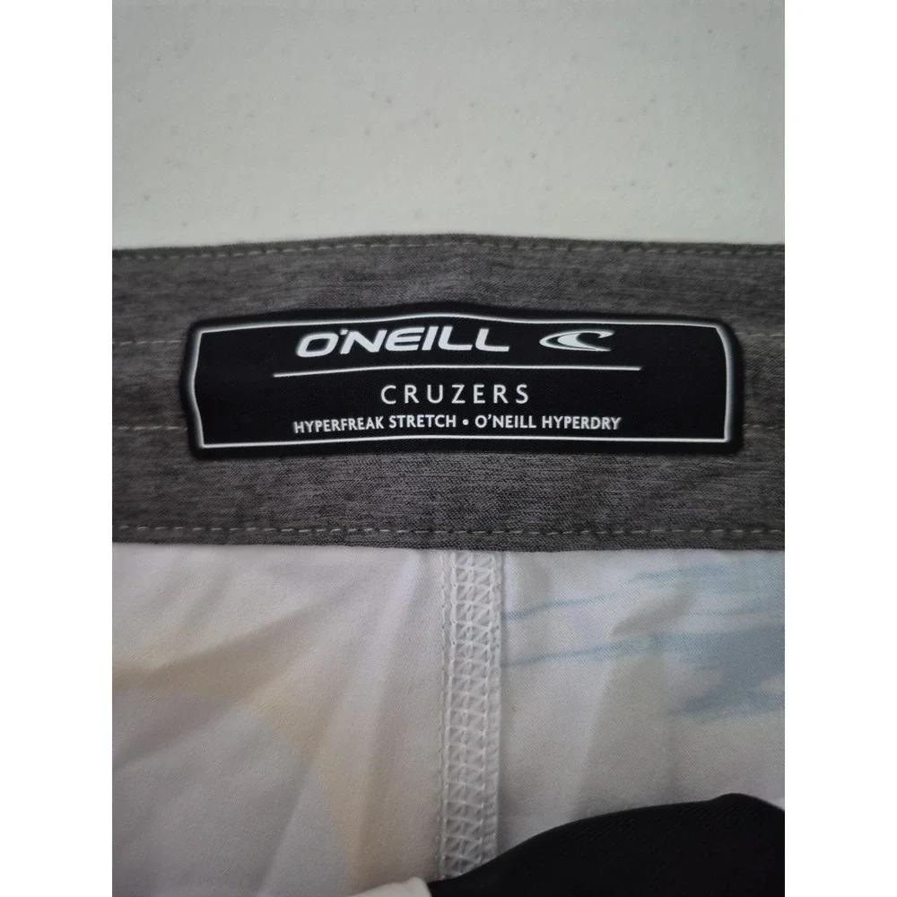 Oneill SwimTrunks Mens 32 Palm Tree AOP Cruzers Above the Knee 19 Boardshort NEW